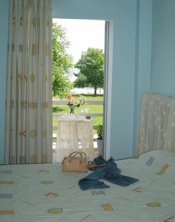 Hotel Florakis Livanátesz Szoba fotó